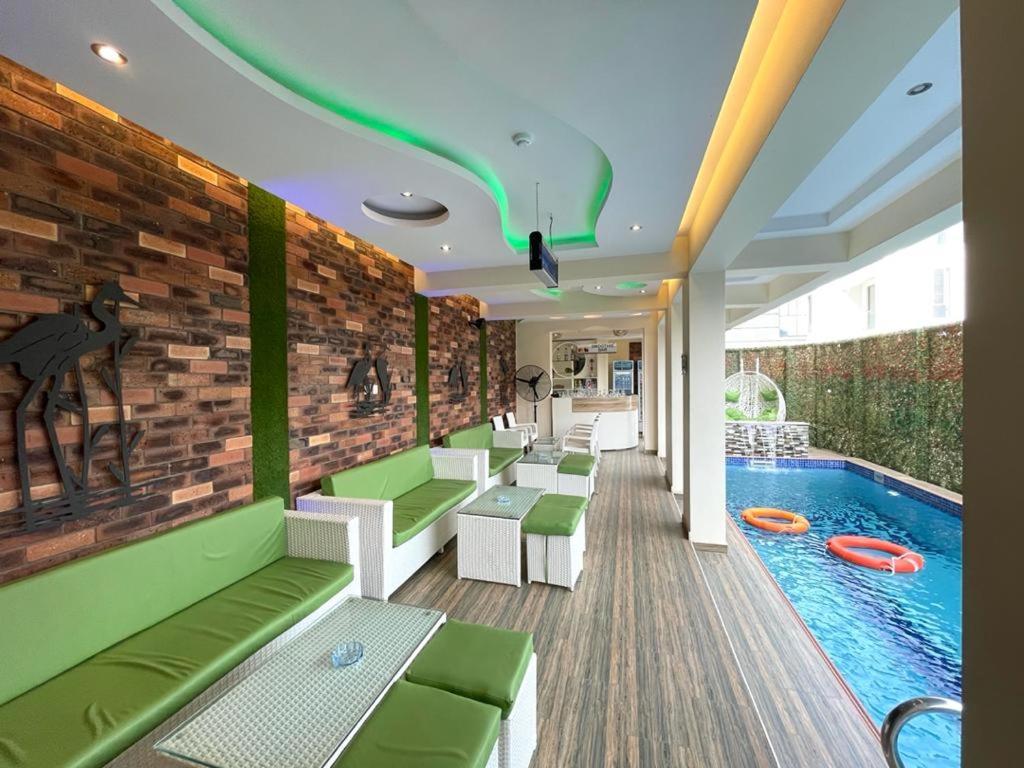 God'S Touch Apartments Signature Lagos Luaran gambar