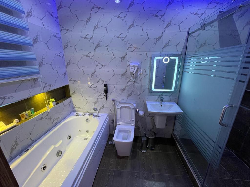 God'S Touch Apartments Signature Lagos Luaran gambar