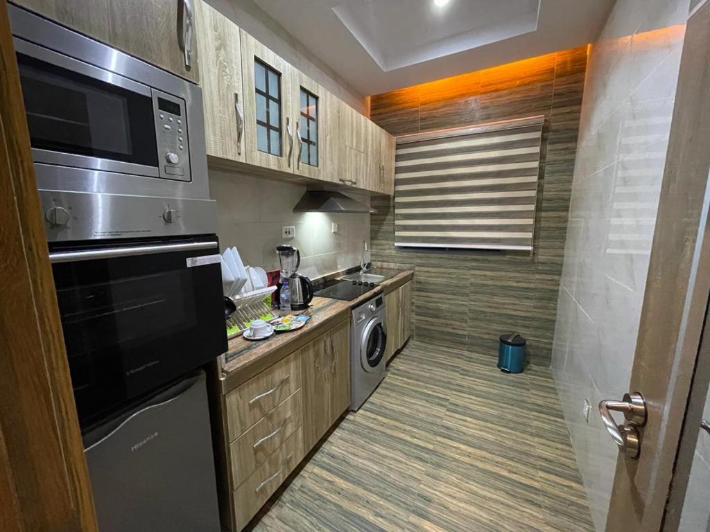 God'S Touch Apartments Signature Lagos Luaran gambar