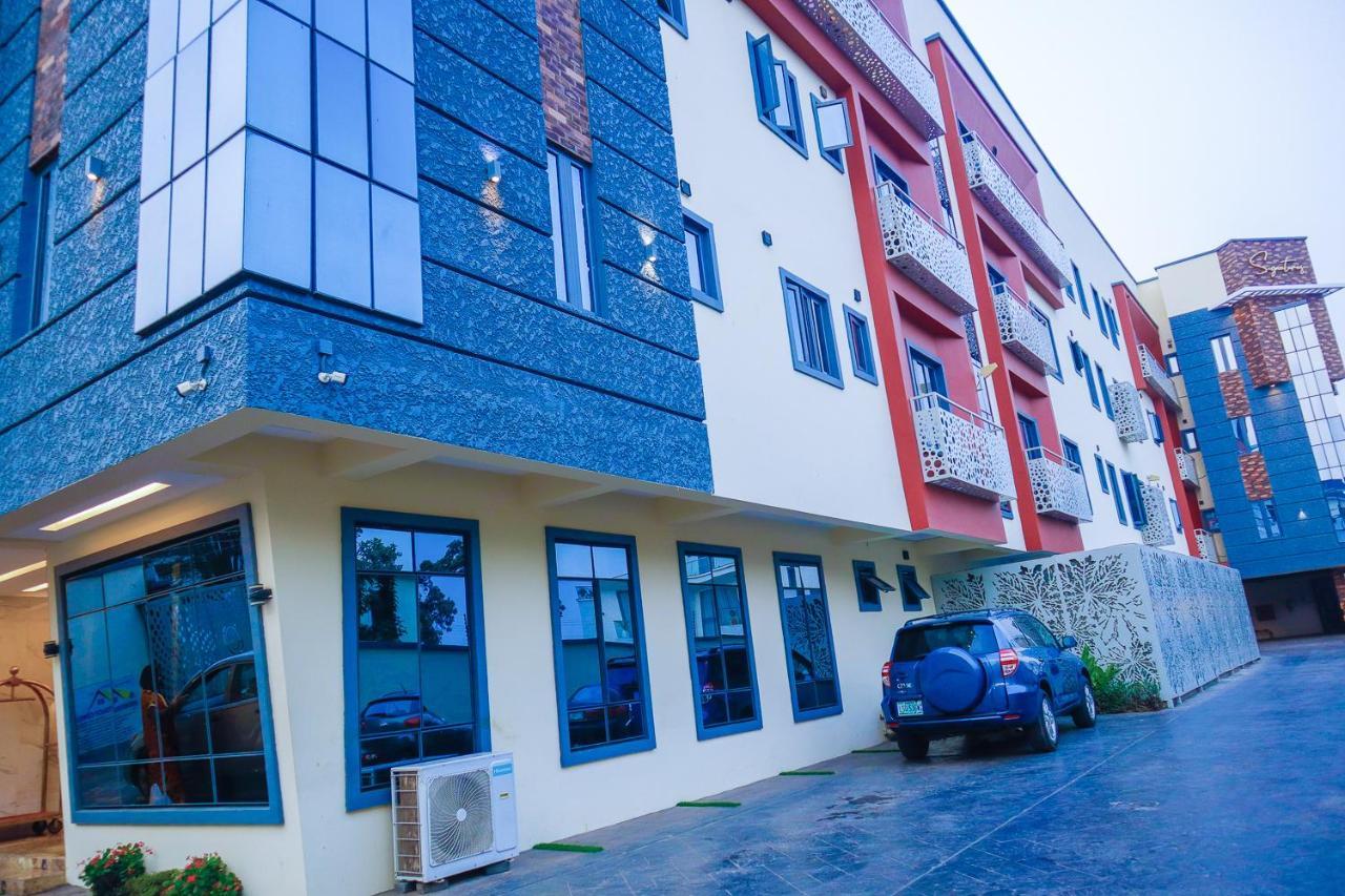 God'S Touch Apartments Signature Lagos Luaran gambar
