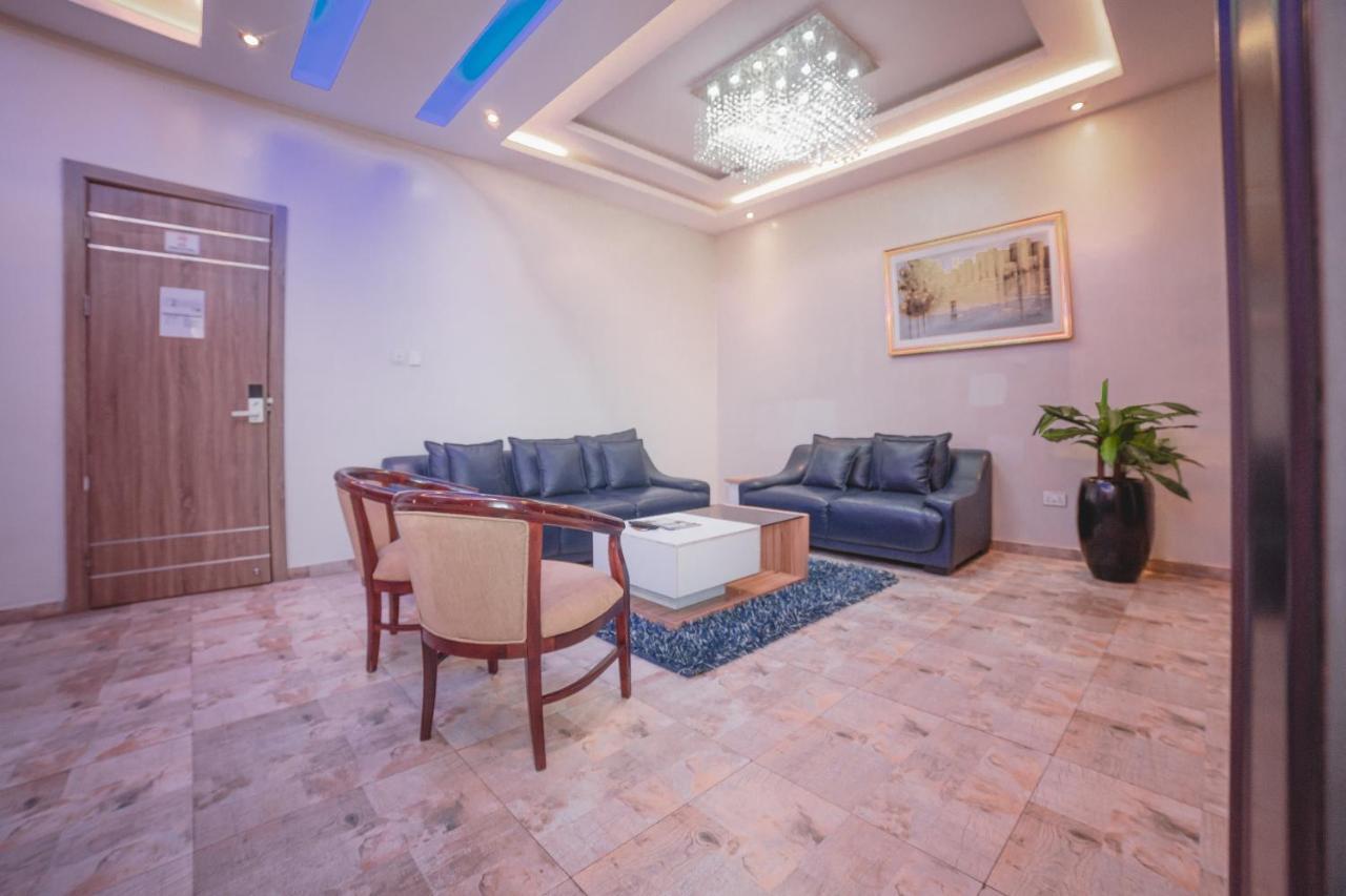 God'S Touch Apartments Signature Lagos Luaran gambar