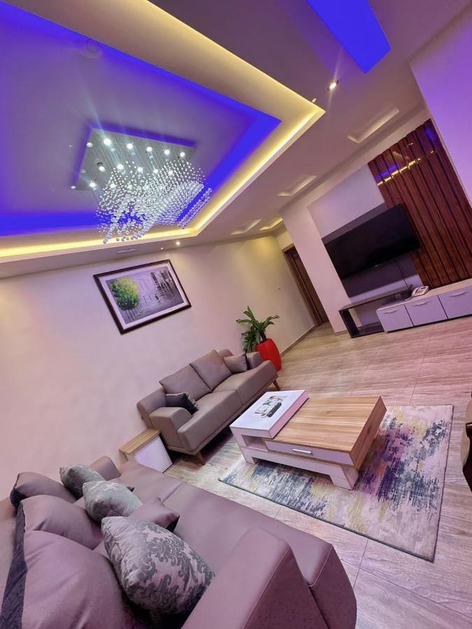 God'S Touch Apartments Signature Lagos Luaran gambar